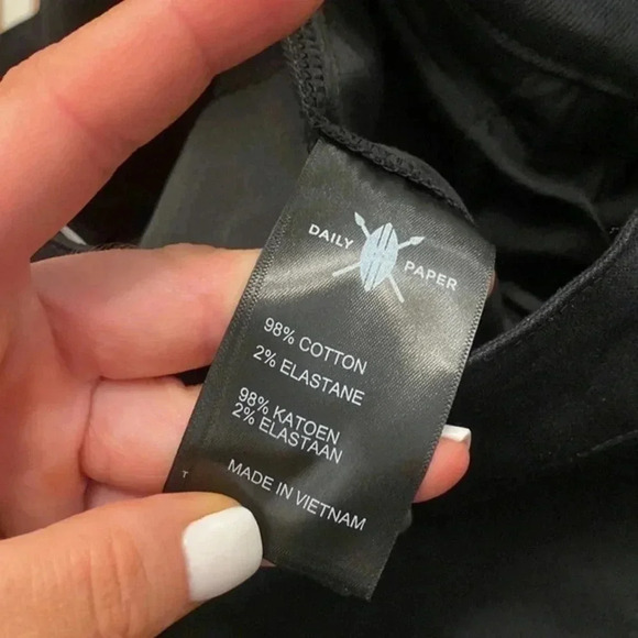 Daily Paper
logo patch cargo trousers - Picture 12 of 12